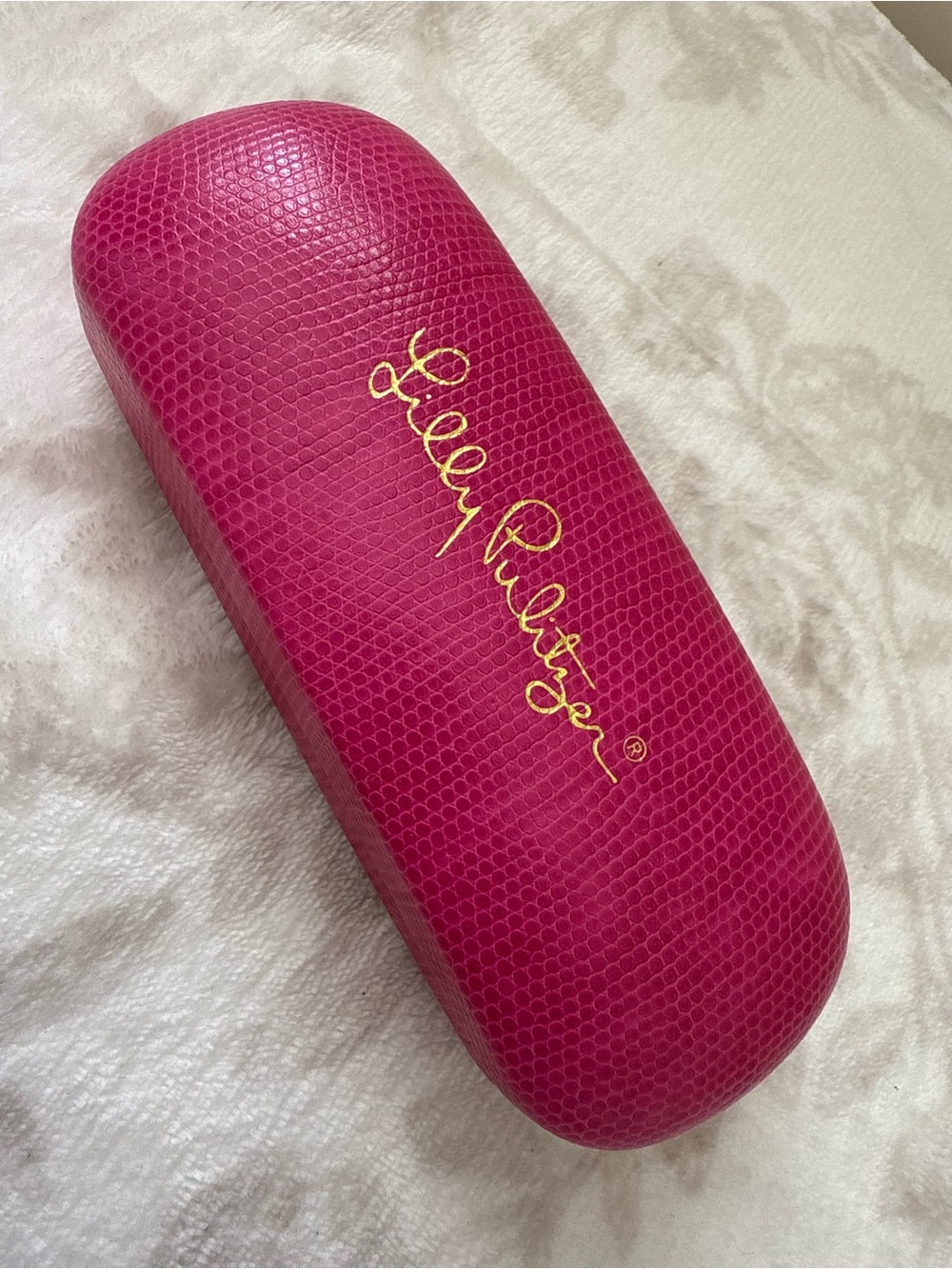 Lilly Pulitzer Fuchsia Sunglasses Glasses Hard Shell Case